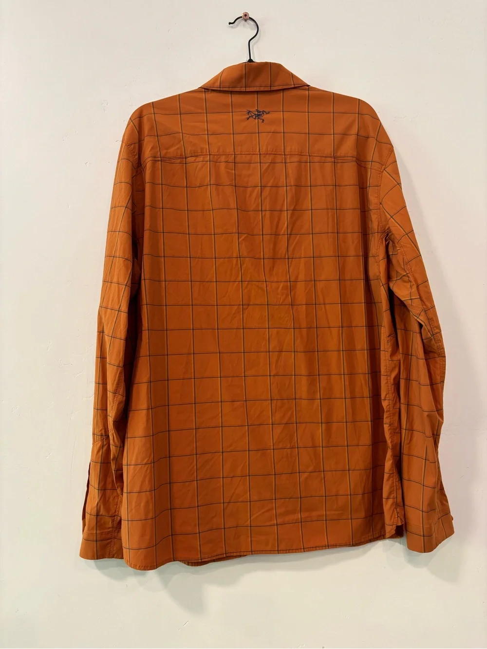 Arc'teryx Riel Check Button Shirt Mens XLarge Orange  Long Sleeve Stretch Nylon